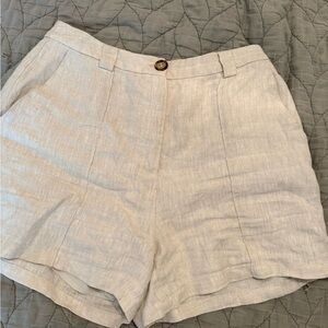DISSH Light Beige Linen Shorts